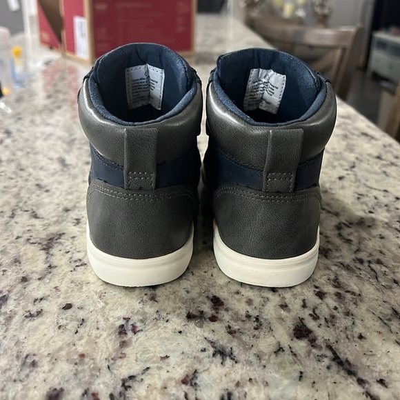 Cat & Jack shoes - Picture 4 of 6